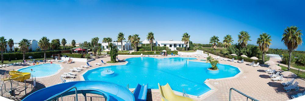 Alba Azzurra - Cdshotels Torre dell'Orso Εξωτερικό φωτογραφία